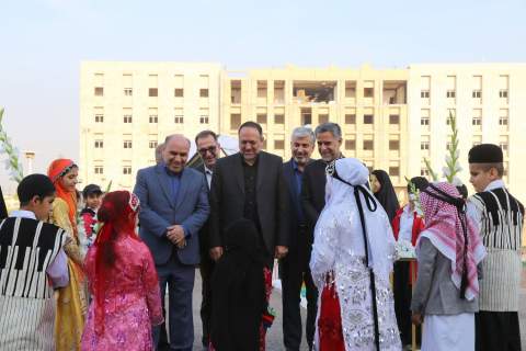 همایش تجلیل از مؤسسات خیریه، مراکز نیکوکاری و گروه‌های جهادی استان خوزستان 1402/09/19