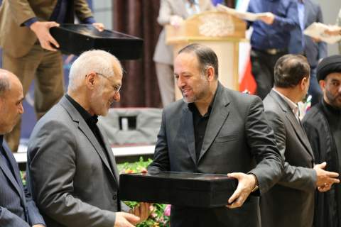 همایش تجلیل از مؤسسات خیریه، مراکز نیکوکاری و گروه‌های جهادی استان خوزستان 1402/09/19